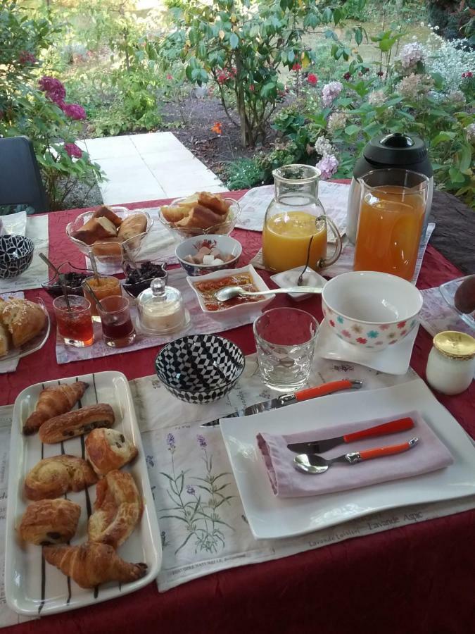 Bed and Breakfast Au Jardin De Lisa Cherreau Zewnętrze zdjęcie